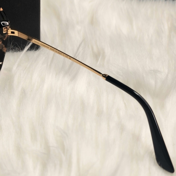🩵 SOLD 🛎 Dolce & Gabbana Sunglasses - Picture 5 of 6